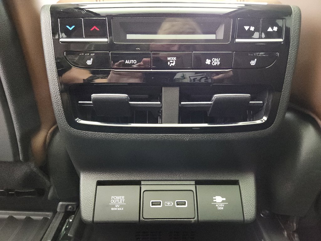 Certified 2024 Acura MDX SH-AWD w/ Advance Package image 34