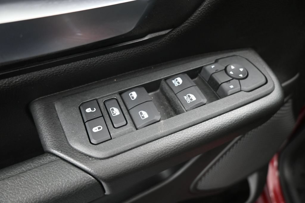 Used 2025 RAM 1500 Classic Warlock AWD/4WD image 13