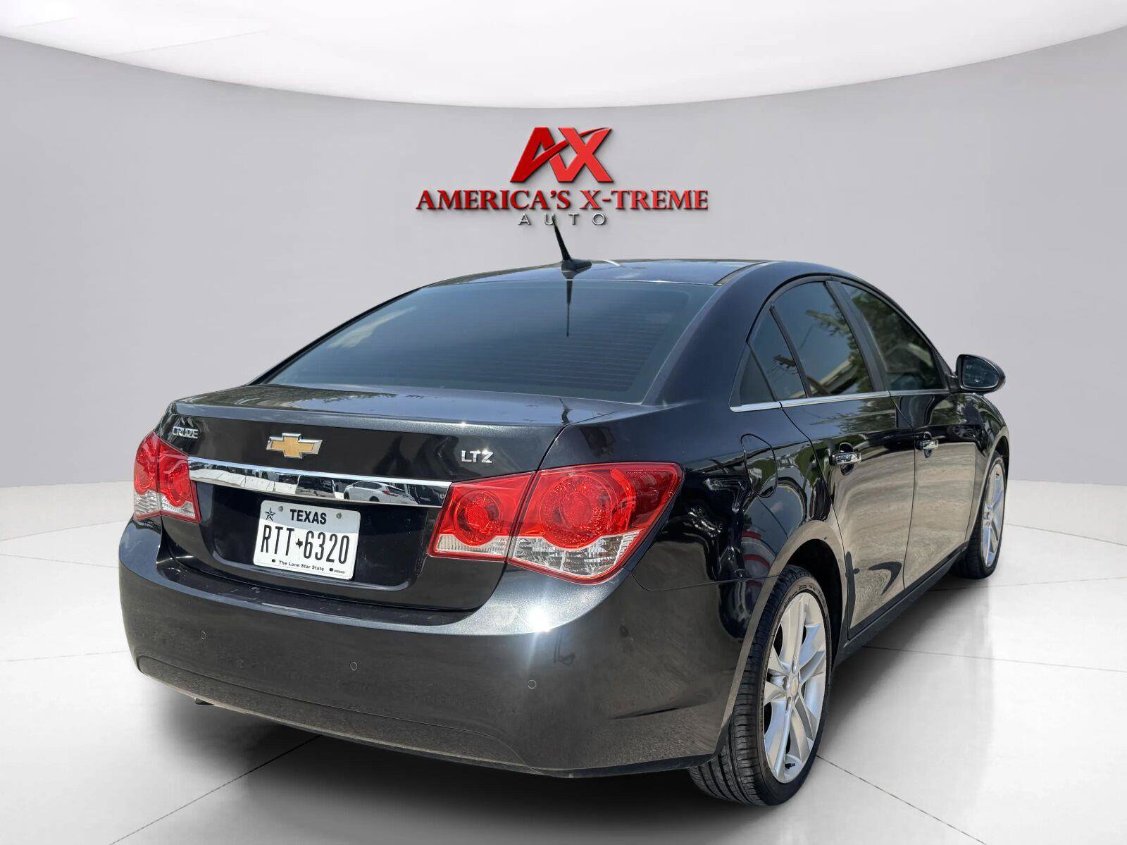 Used 2011 Chevrolet Cruze LTZ FWD image 6