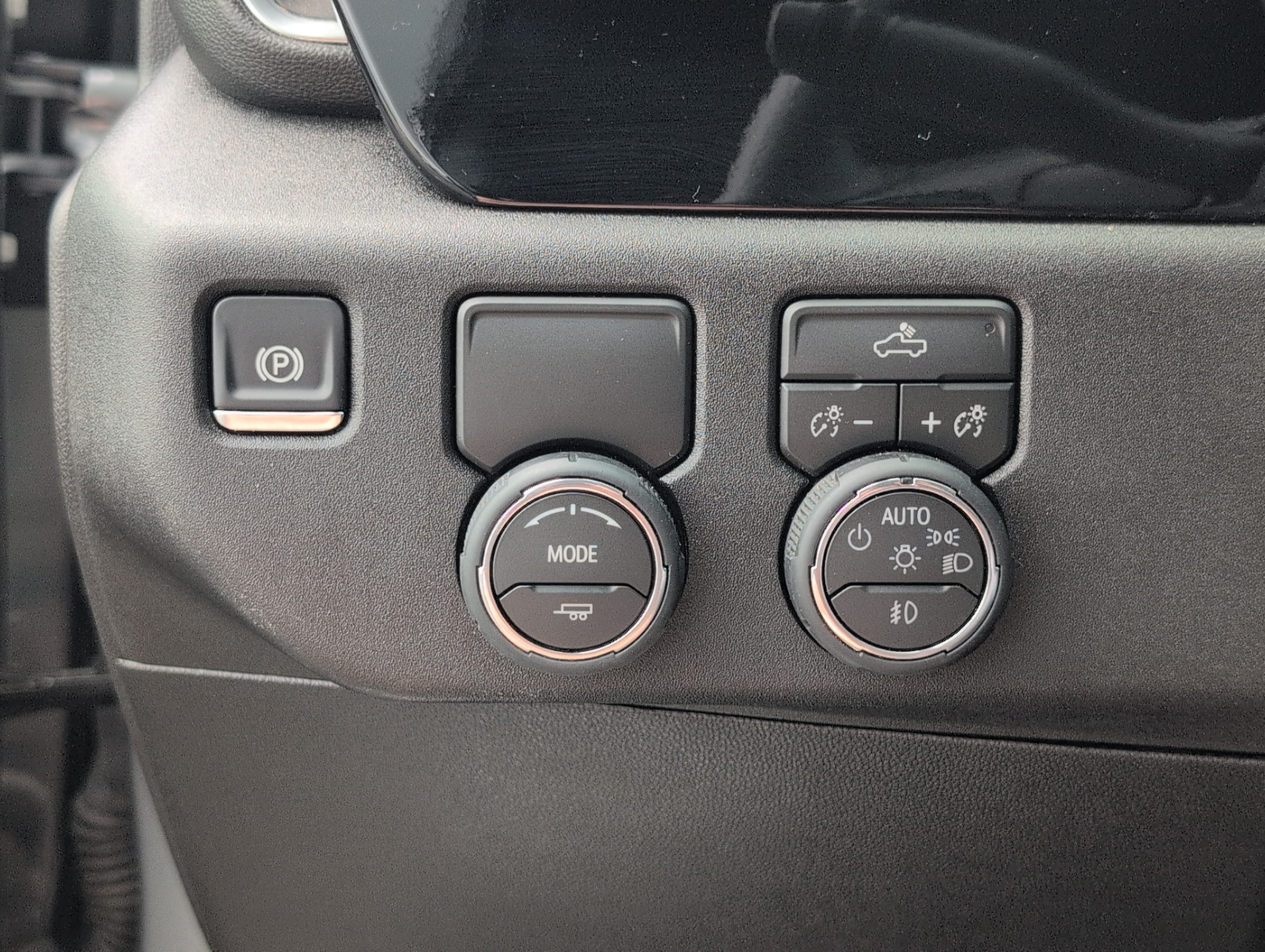 Used 2026 Chevrolet Silverado 1500 RST RWD image 26