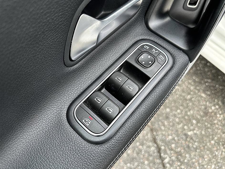 Used 2025 Mercedes-Benz CLA 250 4MATIC image 10