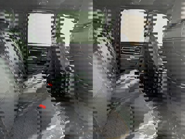 Used 2019 RAM 3500 Laramie image 17