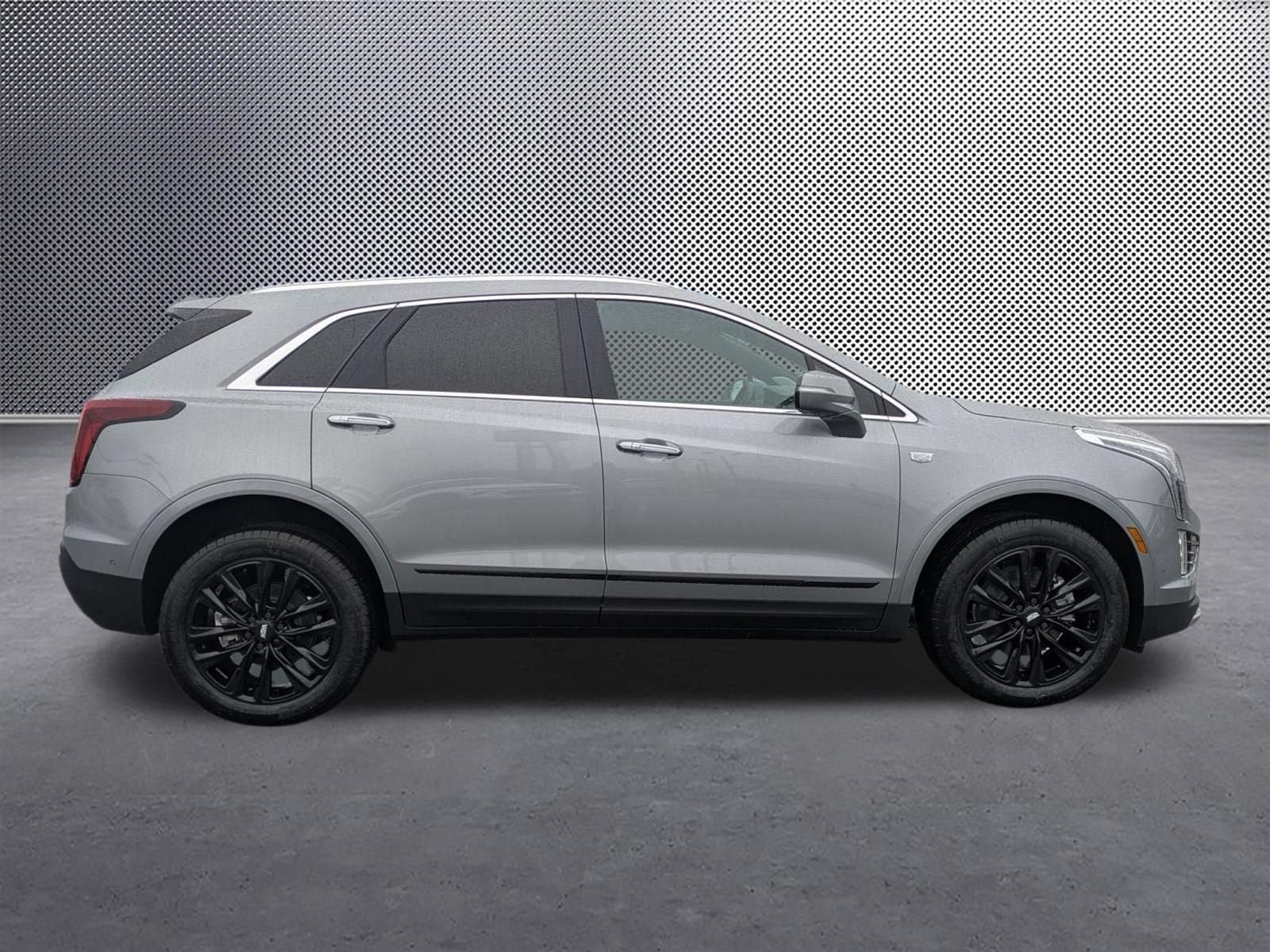 New 2026 Cadillac XT5 Premium Luxury w/ LPO, ONYX Package FWD image 72
