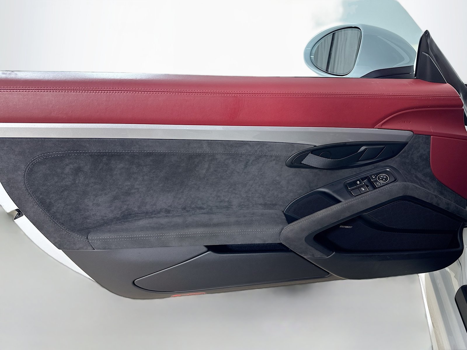 Certified 2020 Porsche 718 Boxster Spyder RWD image 15