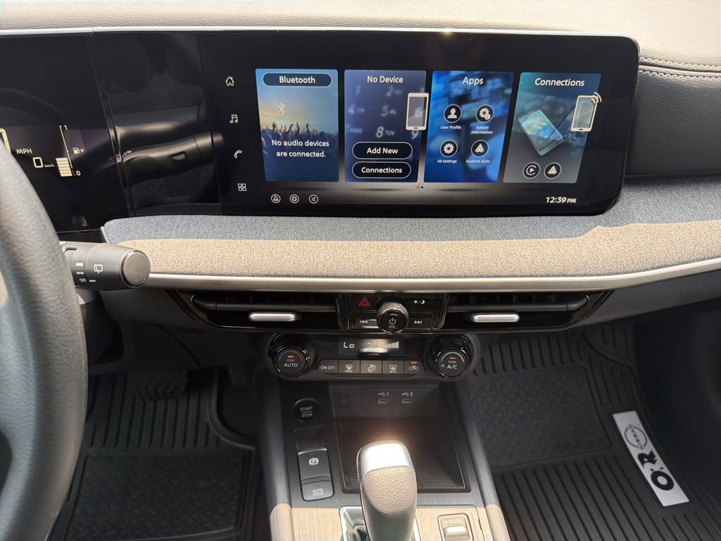 New 2026 Nissan Kicks SV FWD image 24