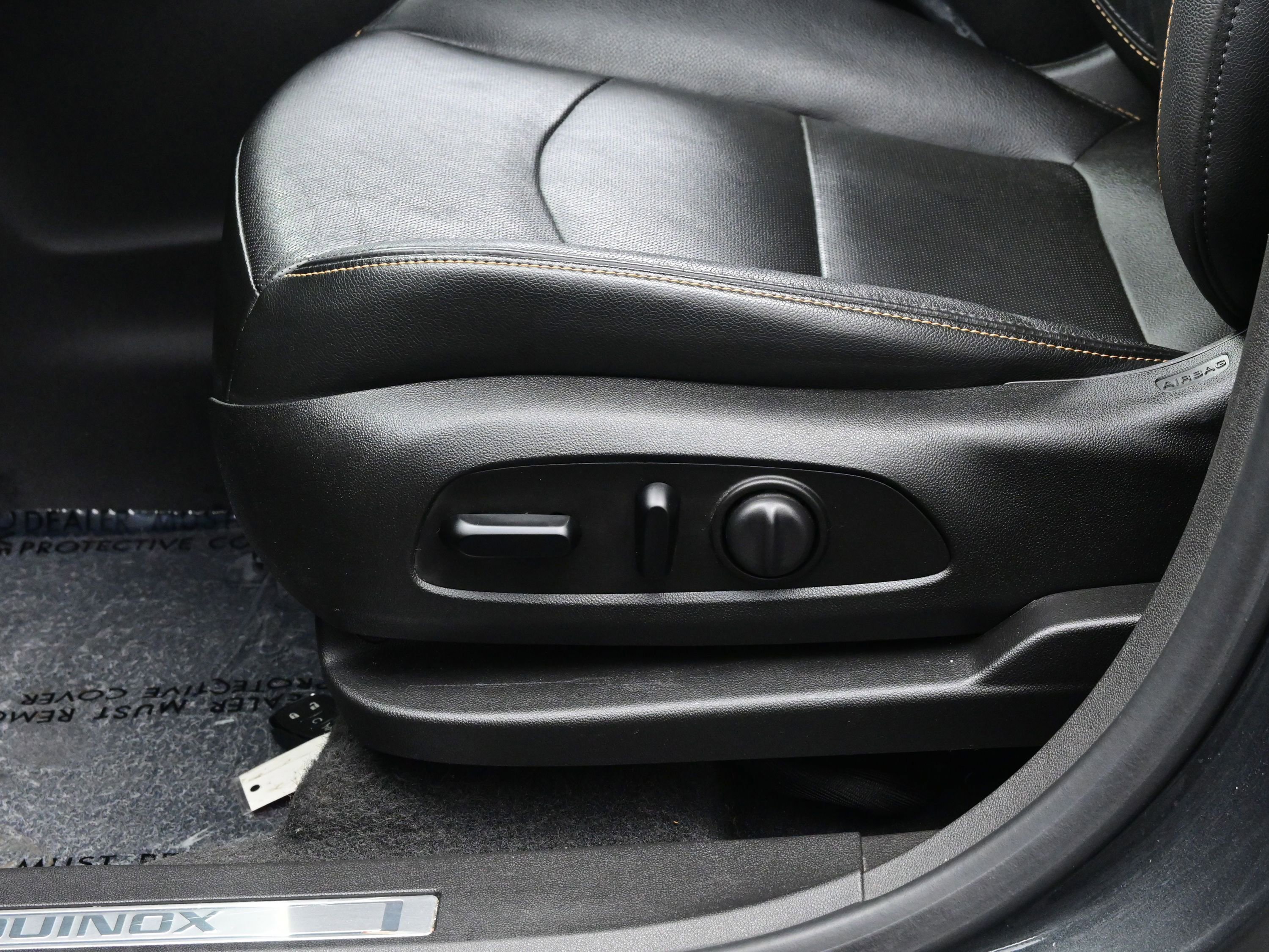 Used 2020 Chevrolet Equinox Premier image 11