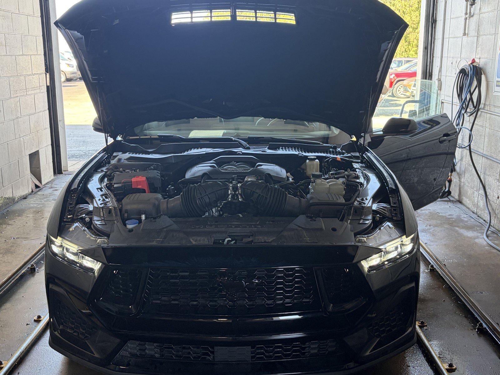 Used 2025 Ford Mustang GT Premium RWD image 35