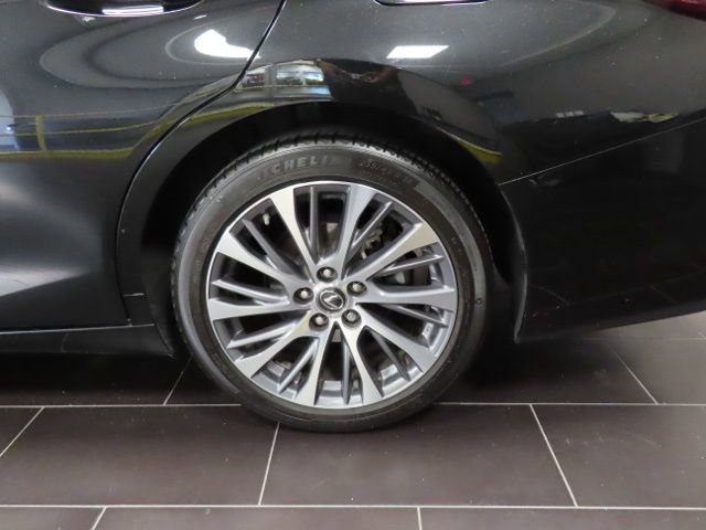 Used 2019 Lexus ES 350 F Sport image 15
