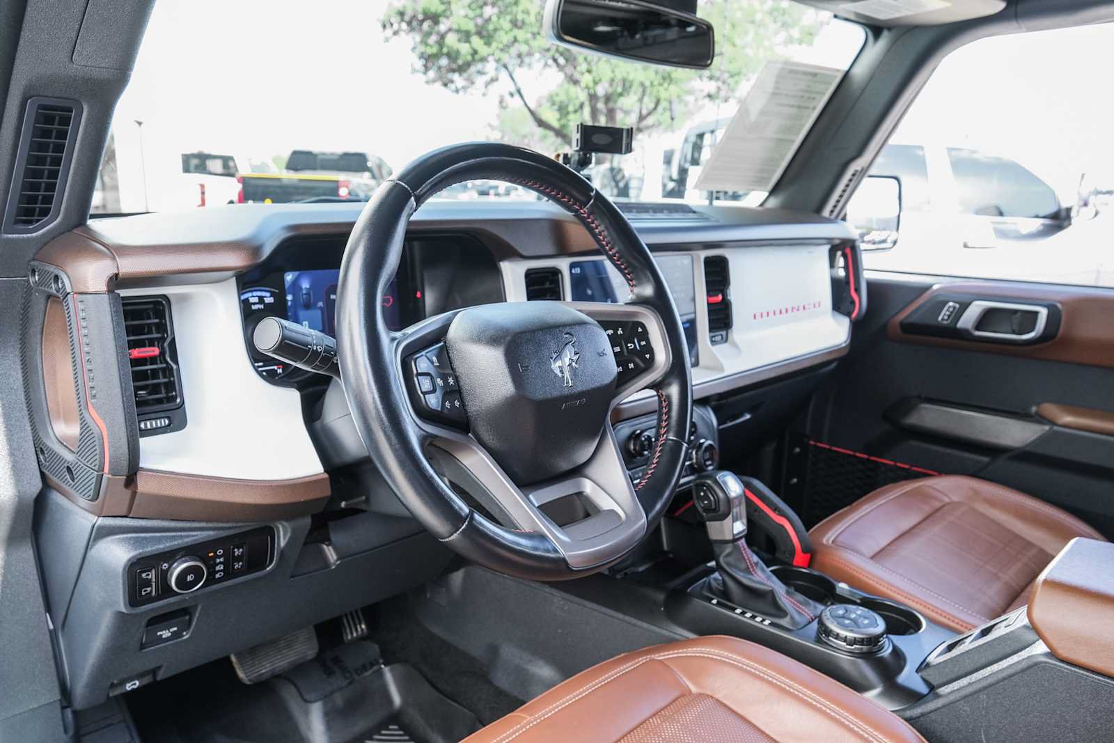 Used 2023 Ford Bronco Heritage Edition AWD/4WD image 20