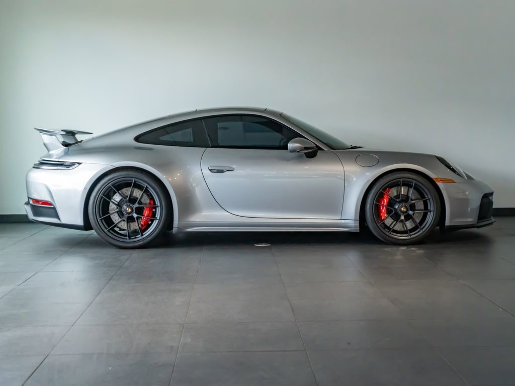 Certified 2025 Porsche 911 Carrera 4 GTS AWD/4WD image 8