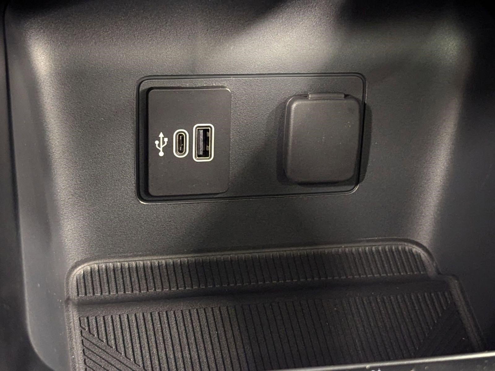 New 2026 Ford Explorer Active w/ Active Comfort Package image 28