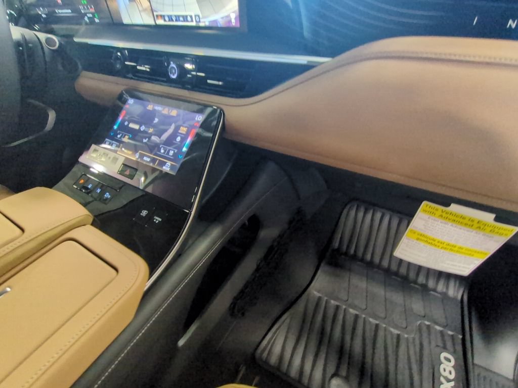 New 2027 INFINITI QX80 Luxe w/ Exterior Package AWD/4WD image 24