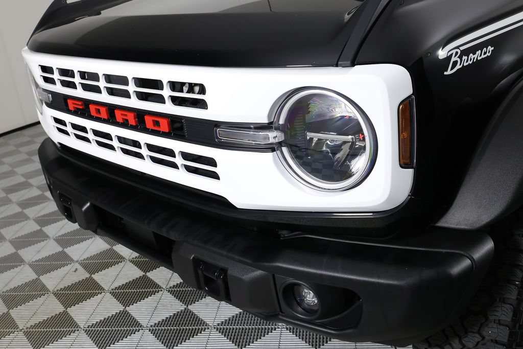 Used 2025 Ford Bronco Heritage Edition AWD/4WD image 39