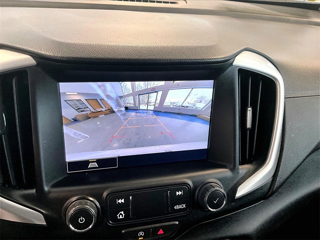 Used 2023 GMC Terrain SLT image 19