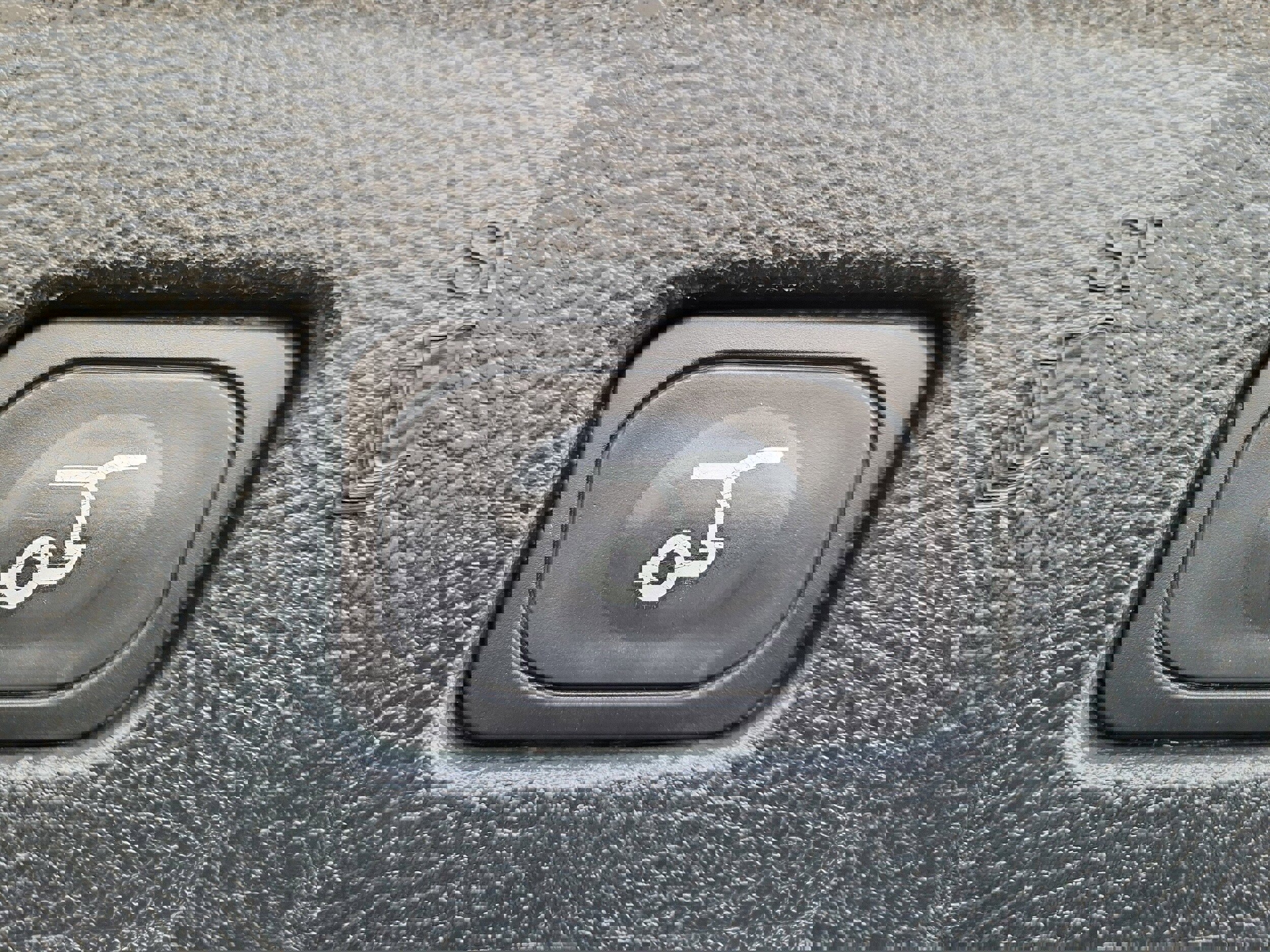 Used 2023 Ford Edge SEL w/ Convenience Package image 10