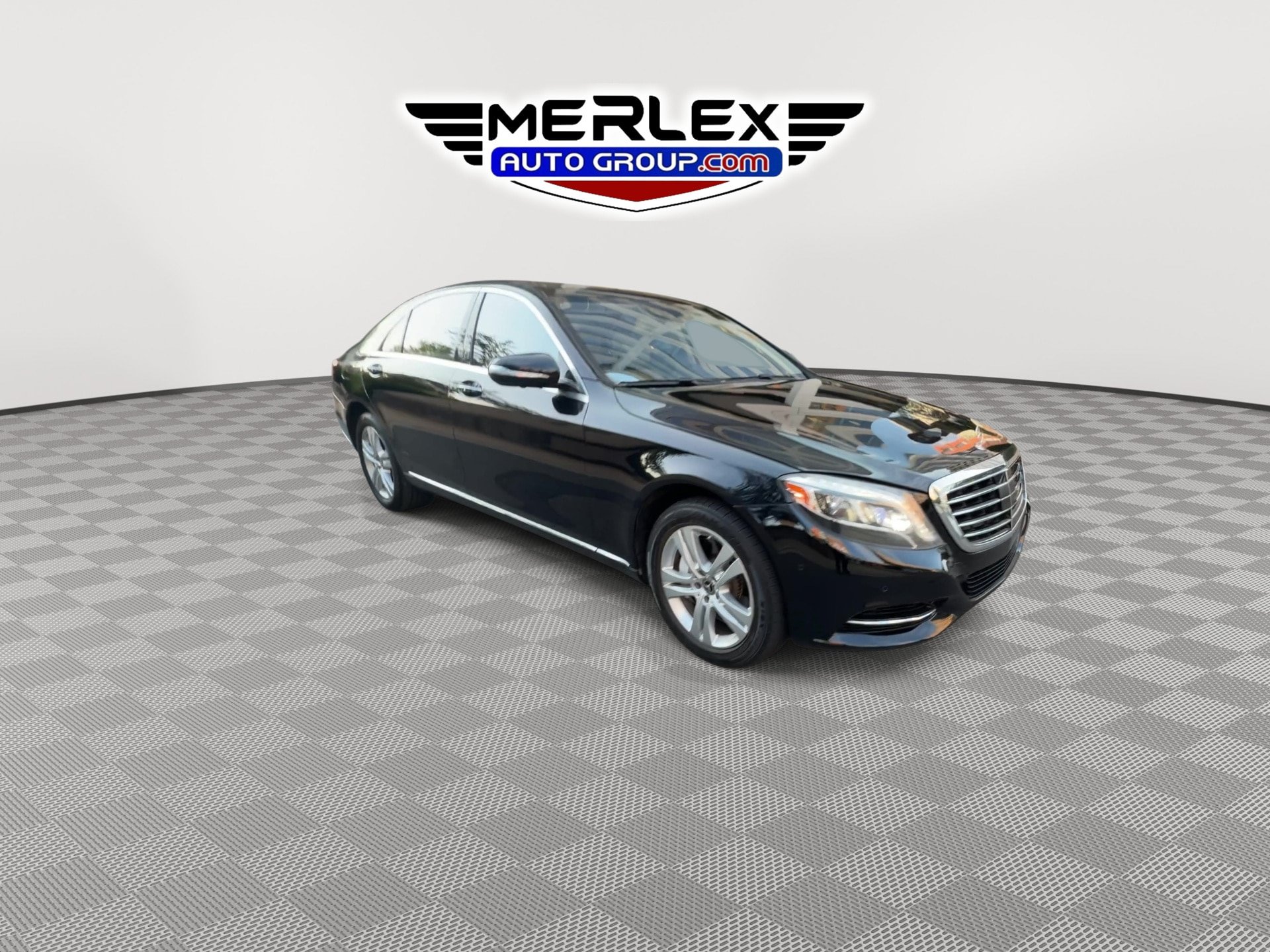 Used 2017 Mercedes-Benz S 550 4MATIC Sedan image 2