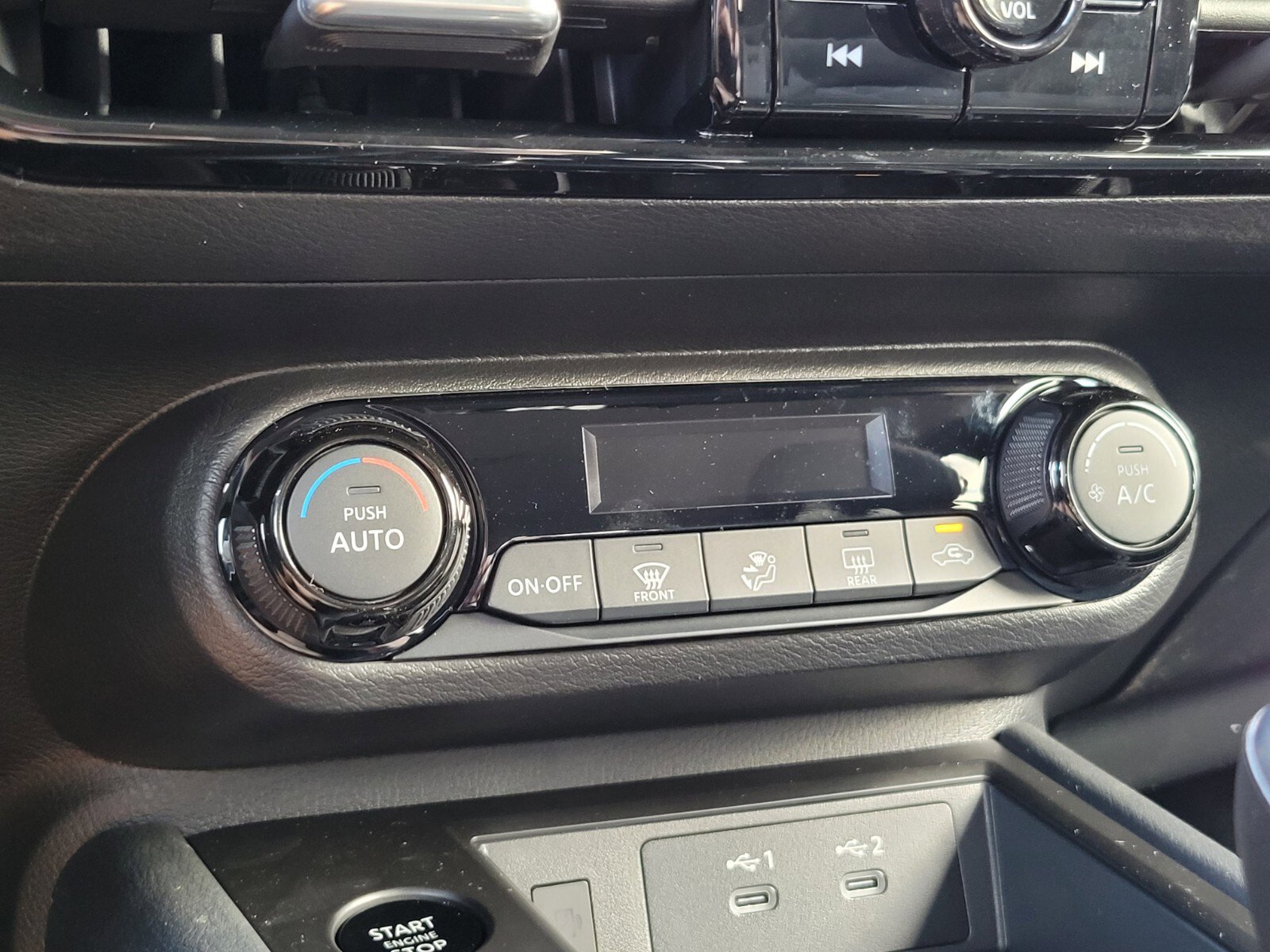 New 2026 Nissan Kicks SV image 20