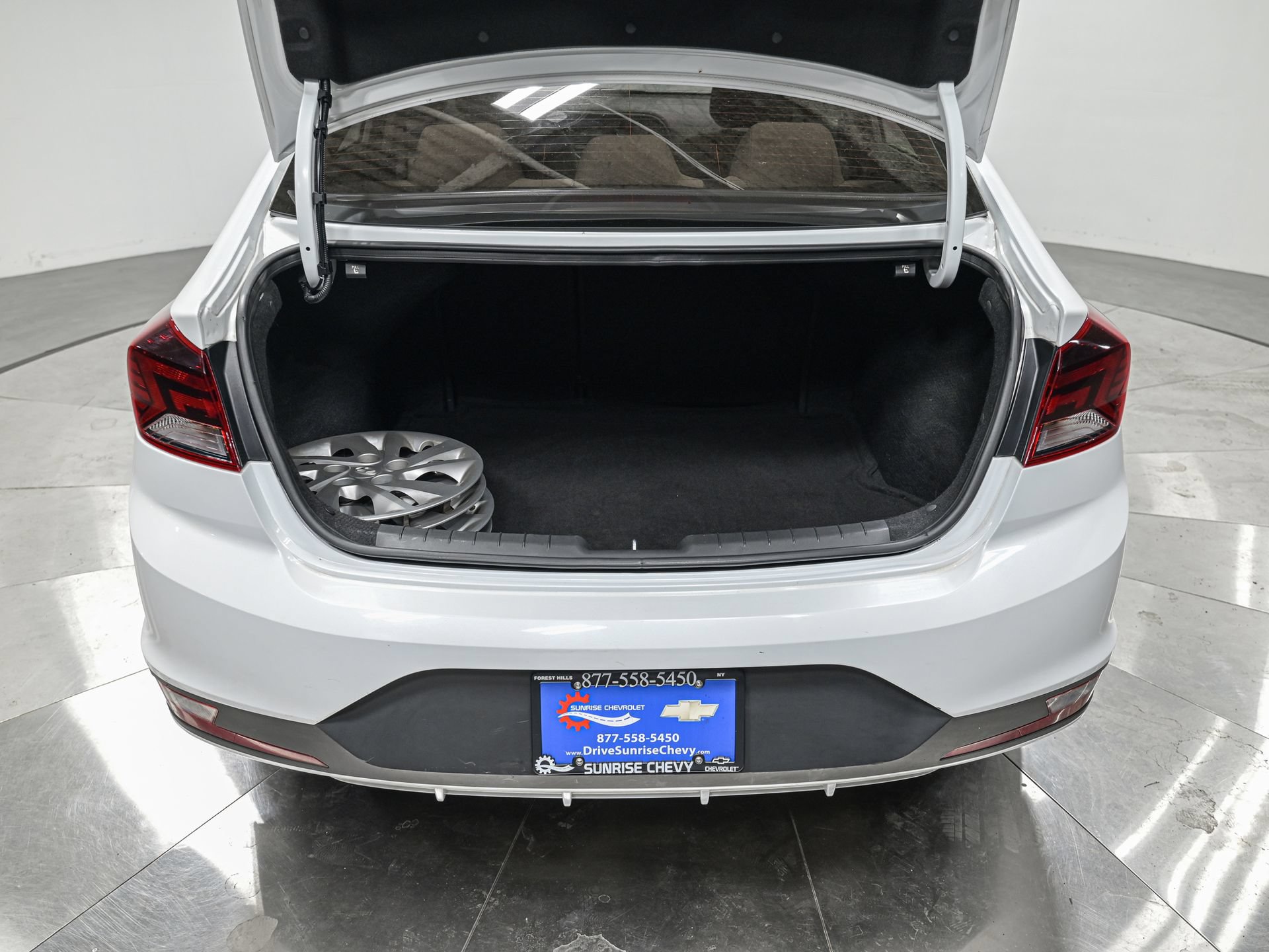 Used 2020 Hyundai Elantra SE FWD image 7
