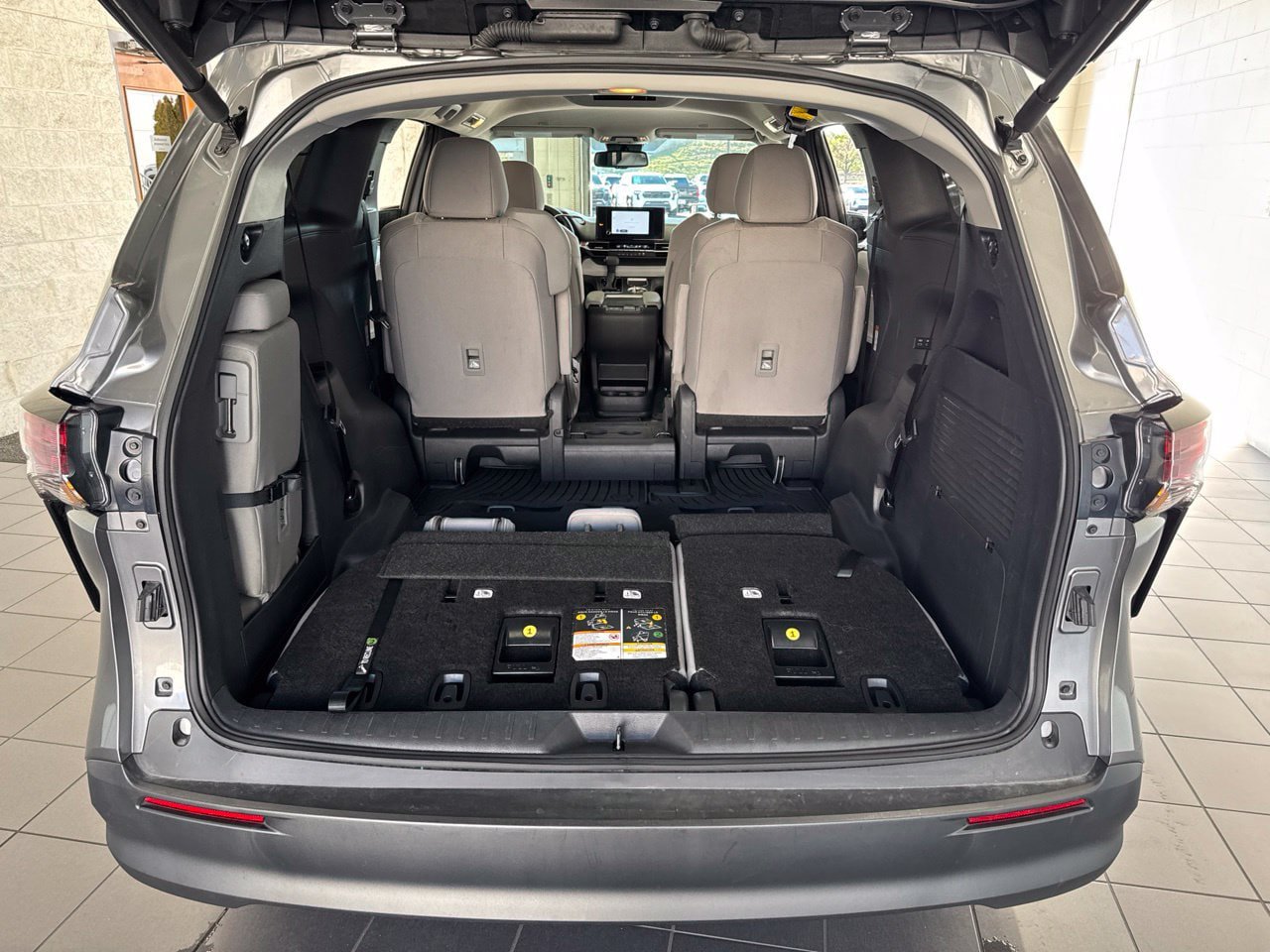 Certified 2026 Toyota Sienna LE AWD/4WD image 10