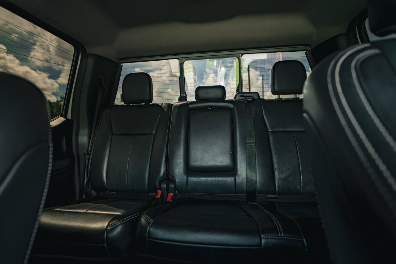 Used 2021 Ford F250 Lariat w/ Lariat Ultimate Package AWD/4WD image 14