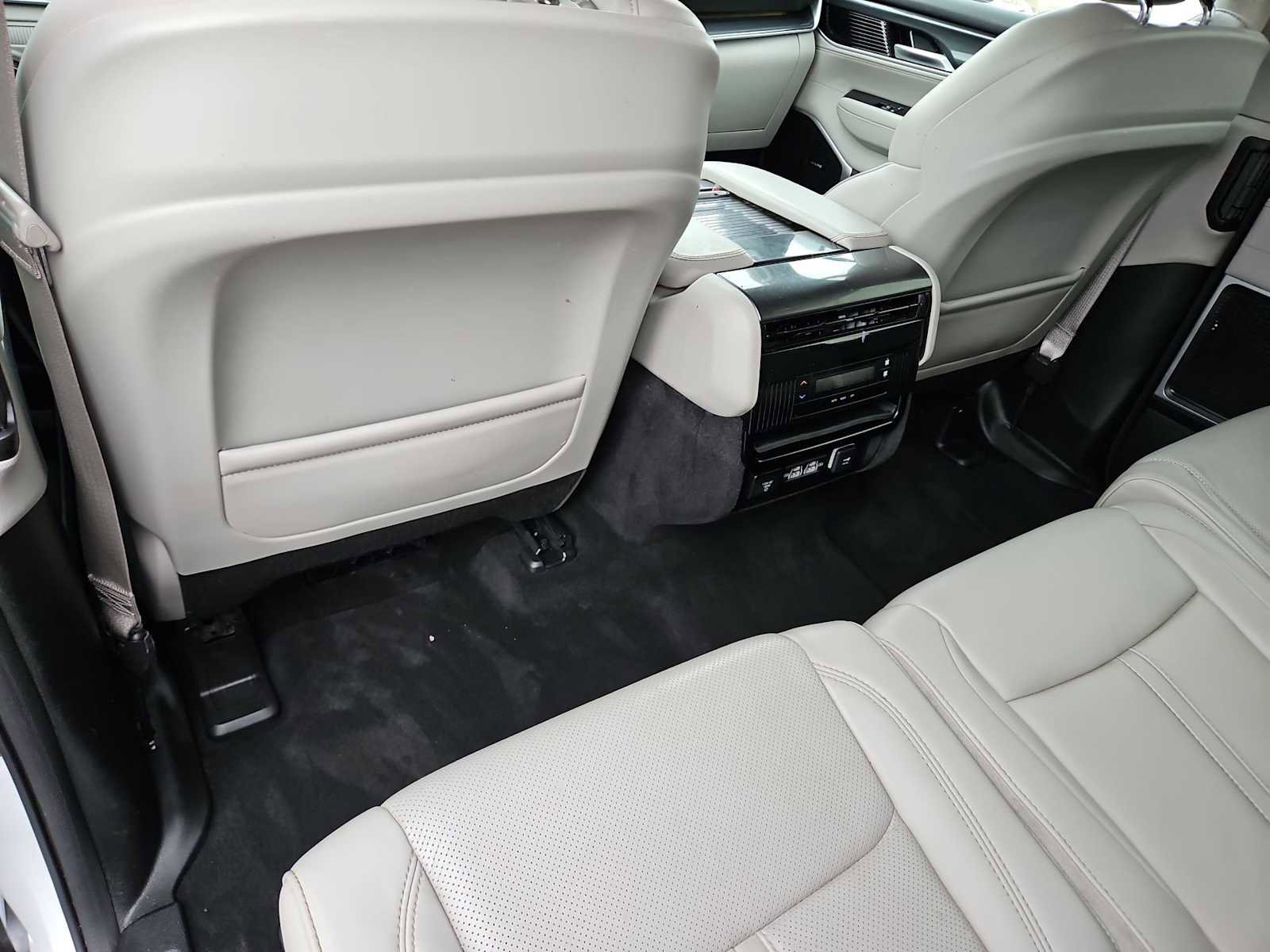 Used 2022 Jeep Wagoneer Series I image 18