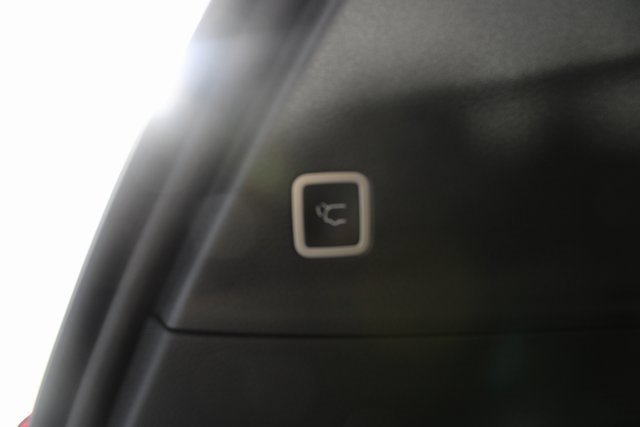 New 2026 Chrysler Pacifica Select image 21