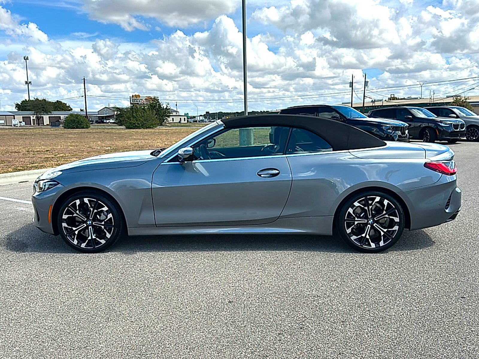 Used 2025 BMW 430i xDrive Convertible w/ Premium Package AWD/4WD image 5
