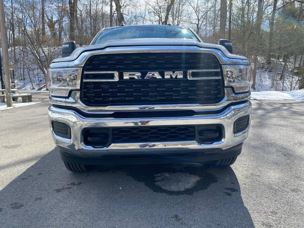 New 2024 RAM 2500 Tradesman w/ Safety Group AWD/4WD image 10