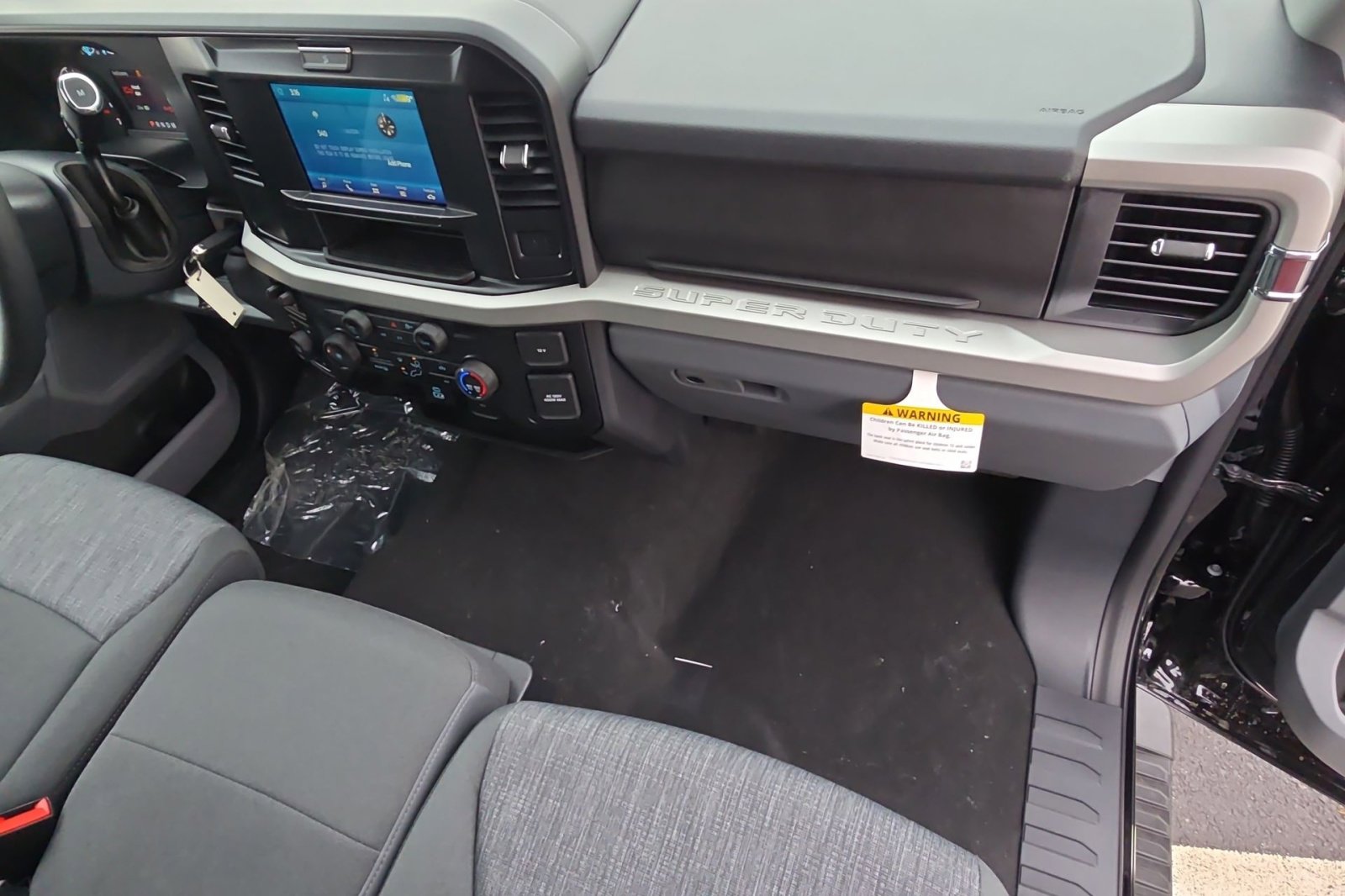 New 2026 Ford F250 XLT w/ FX4 Off-Road Package image 34