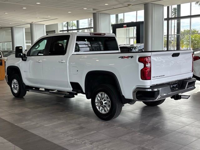 Used 2025 Chevrolet Silverado 2500 LT w/ Convenience Package image 10