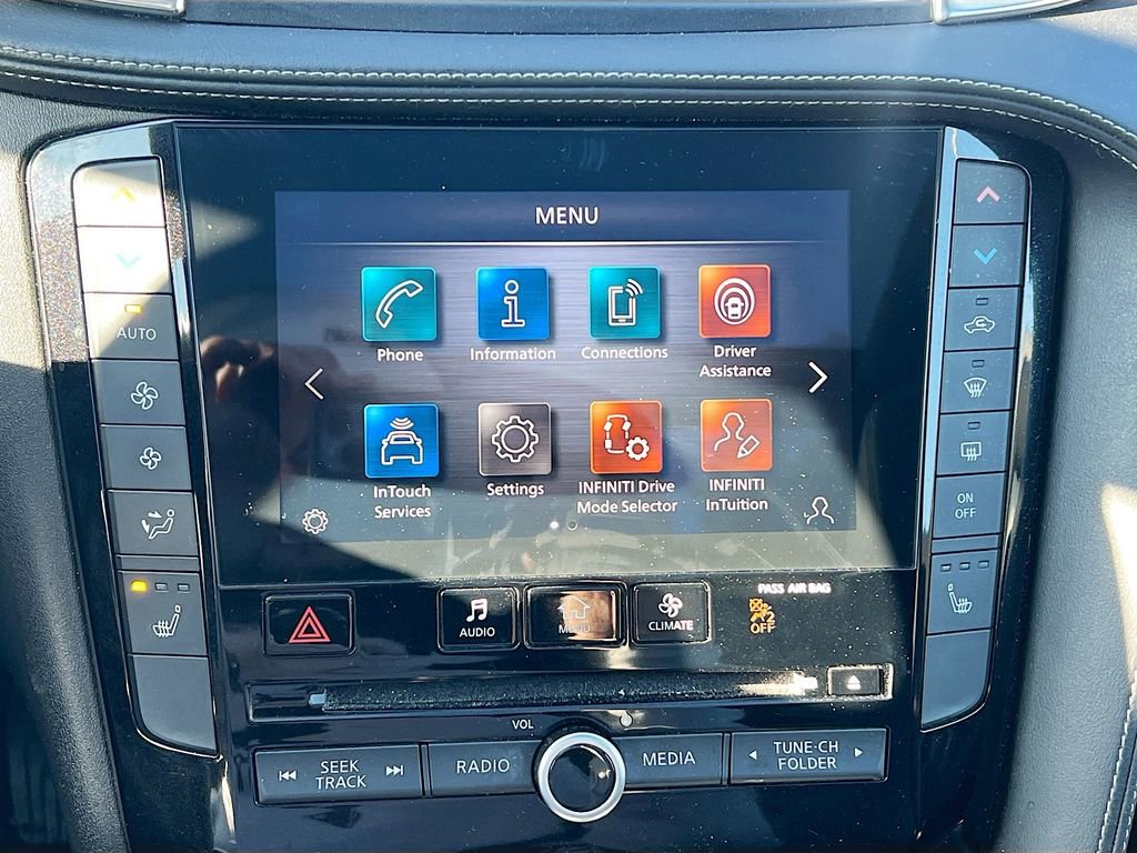 Used 2021 INFINITI QX50 Luxe w/ Appearance Package image 16