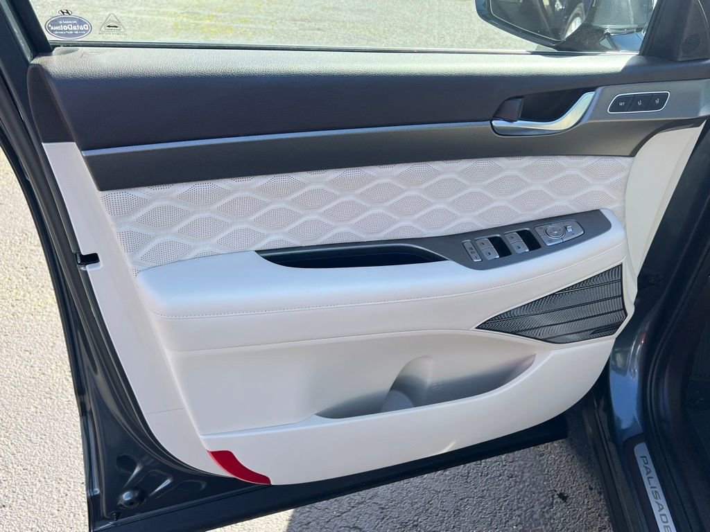 Used 2020 Hyundai Palisade Limited image 9
