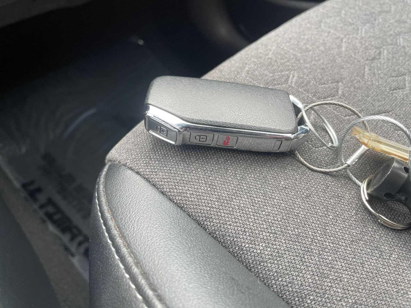 Used 2025 Kia Seltos S FWD image 22