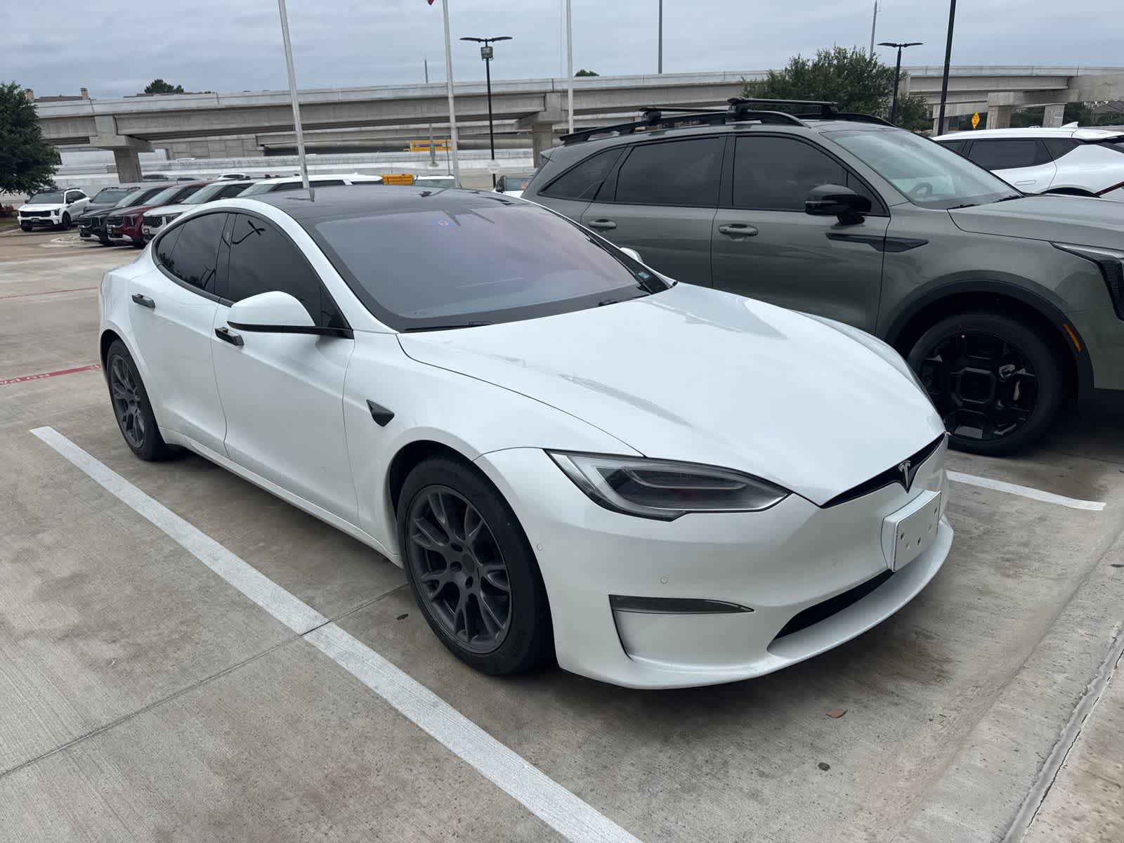 Used 2021 Tesla Model S Plaid AWD/4WD image 3