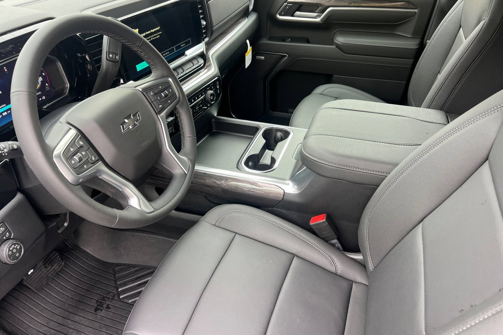 New 2026 Chevrolet Silverado 2500 LTZ w/ LTZ Plus Package AWD/4WD image 10