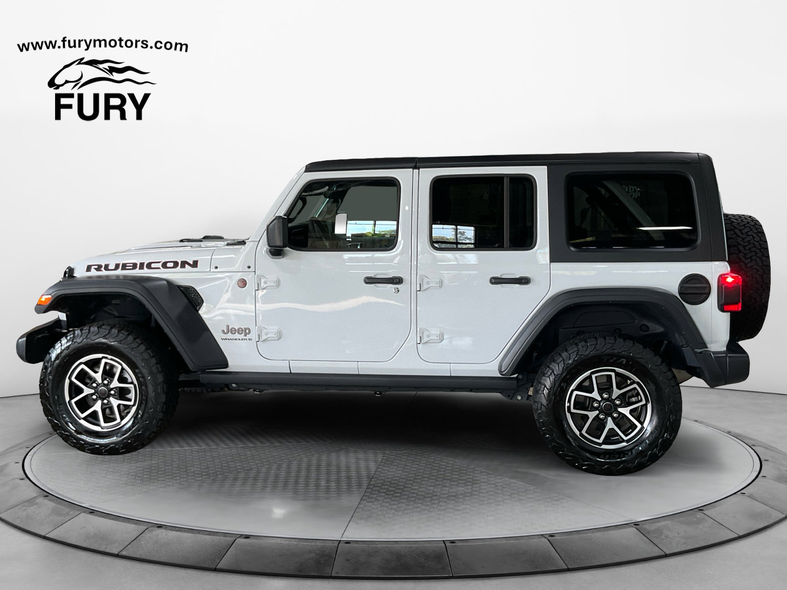 Used 2025 Jeep Wrangler Unlimited Rubicon w/ Convenience Group AWD/4WD image 7