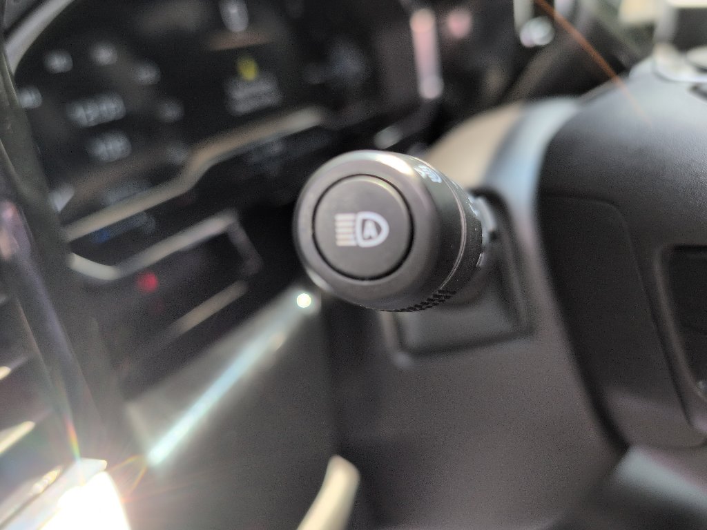 Used 2024 GMC Sierra 1500 SLT image 23