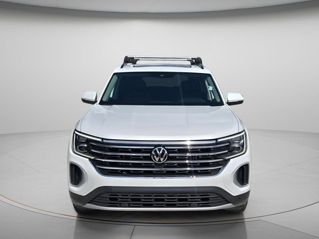 Certified 2026 Volkswagen Atlas SE FWD image 9