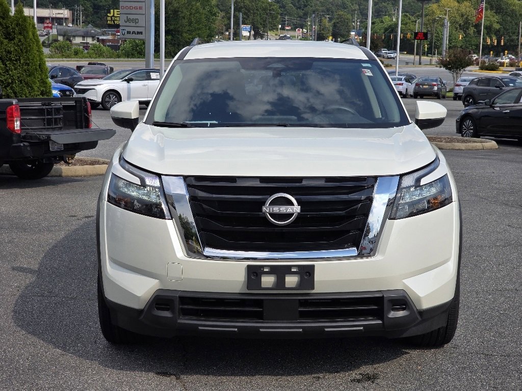 Used 2024 Nissan Pathfinder SV image 22