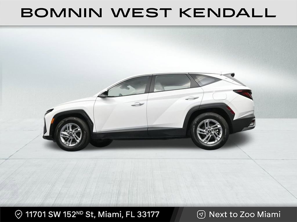 Used 2025 Hyundai Tucson SE image 22