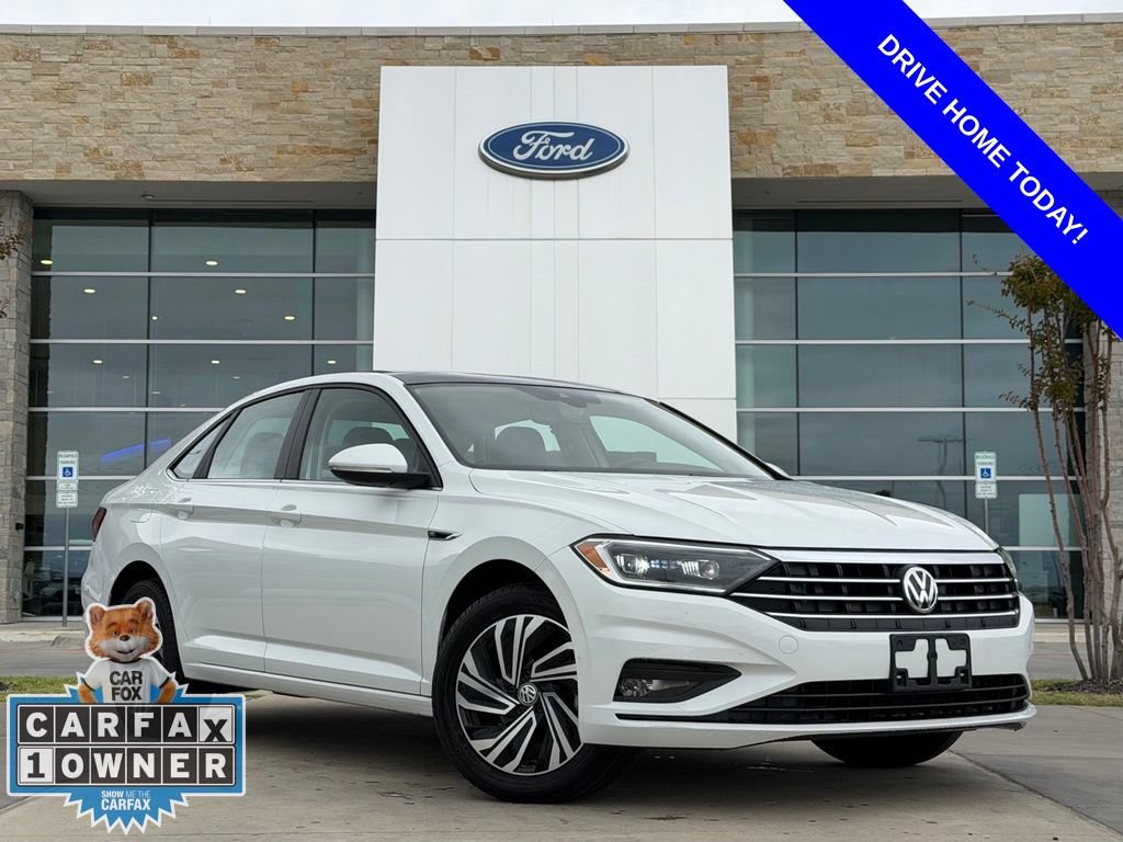 Used 2020 Volkswagen Jetta SEL Premium FWD image 1