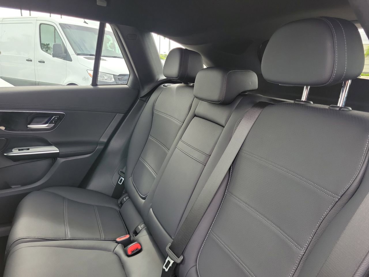 Certified 2024 Mercedes-Benz GLC 300 image 13