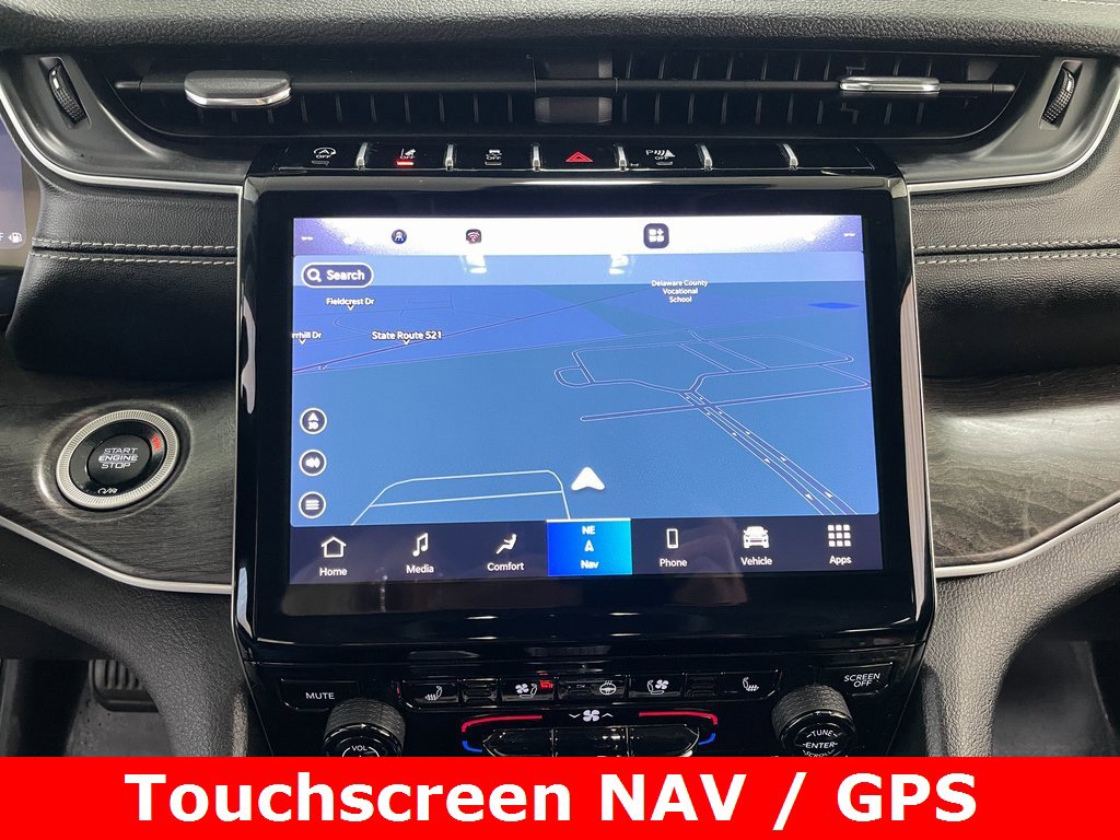 Used 2023 Jeep Grand Cherokee L Limited w/ Luxury Tech Group II image 3