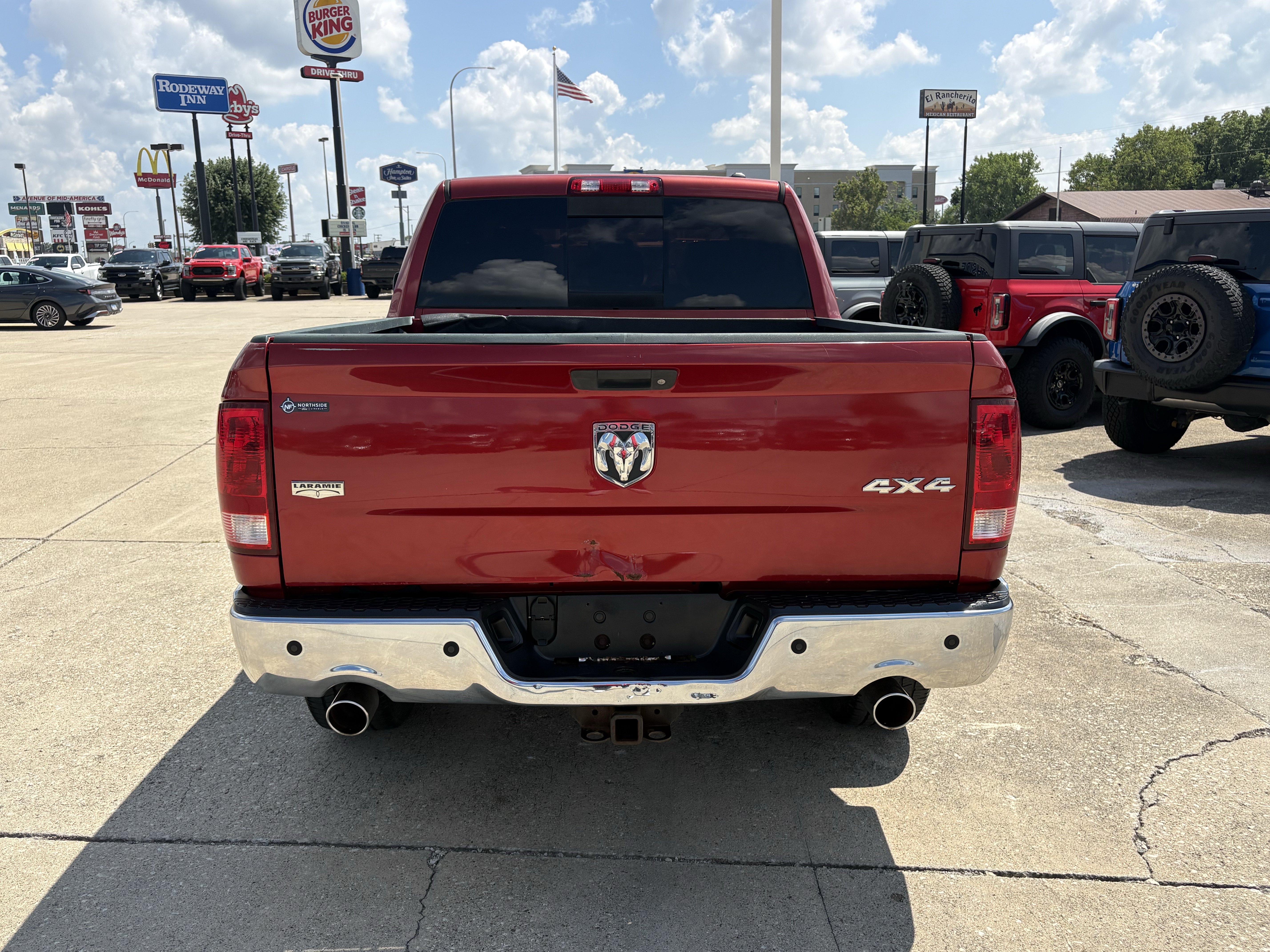 Used 2010 Dodge Ram 1500 Truck Laramie AWD/4WD image 6