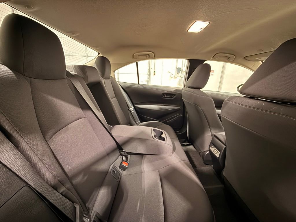 Used 2024 Toyota Corolla LE image 28