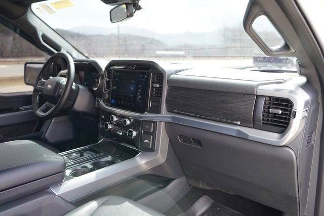 Used 2025 Ford F150 Lariat w/ Equipment Group 501A Mid image 89