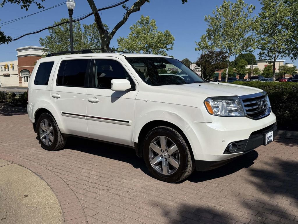 Used 2013 Honda Pilot Touring image 1