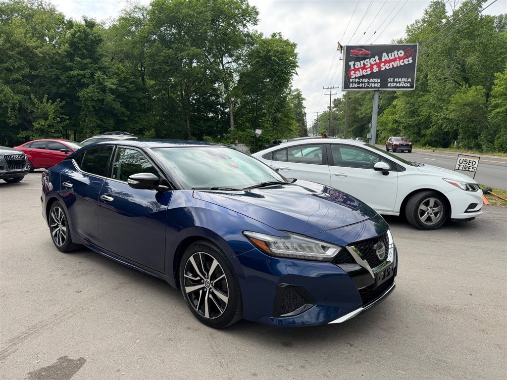 Used 2022 Nissan Maxima SV w/ Floor Mat Group FWD image 1