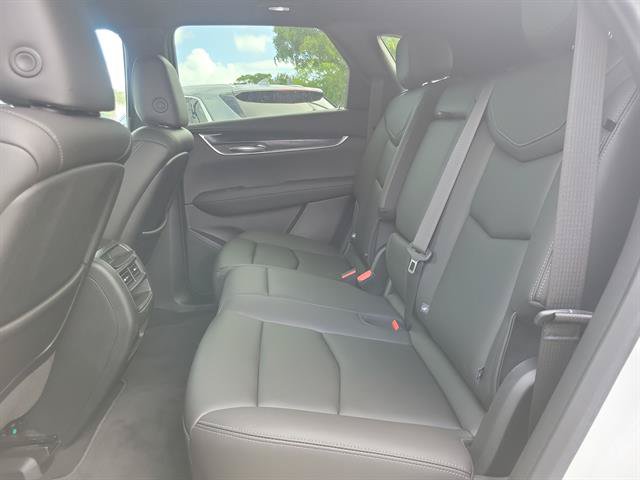 Certified 2022 Cadillac XT5 Luxury FWD image 8