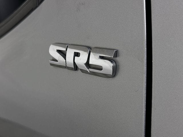 Used 2019 Toyota Tacoma SR5 RWD image 32